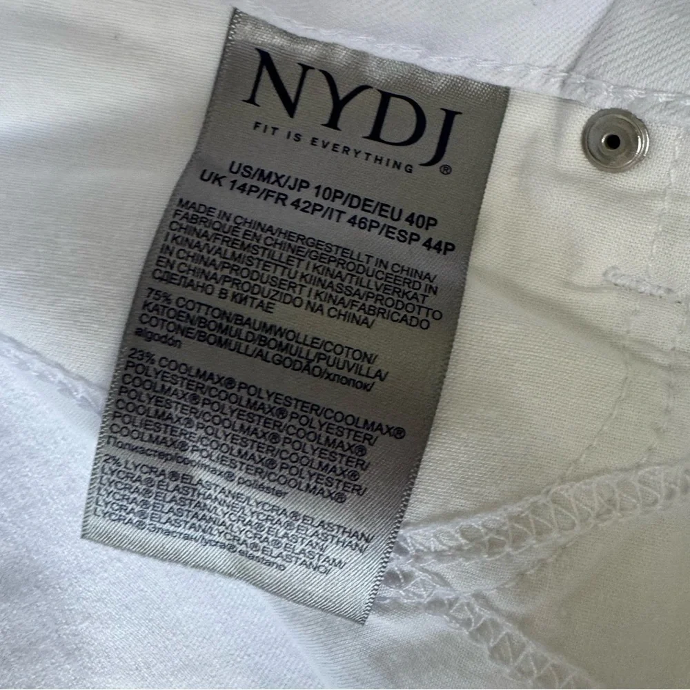 NYDJ White Women’s Jeans Marylin Straight size 10 raw edge